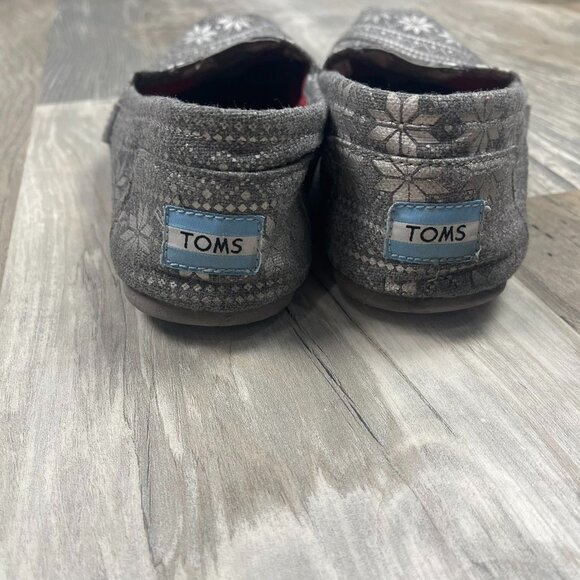 TOMS Silver Snowflake Slip On Flats Womens 11 Fair Isle Gray Shoes - Picture 6 of 7
